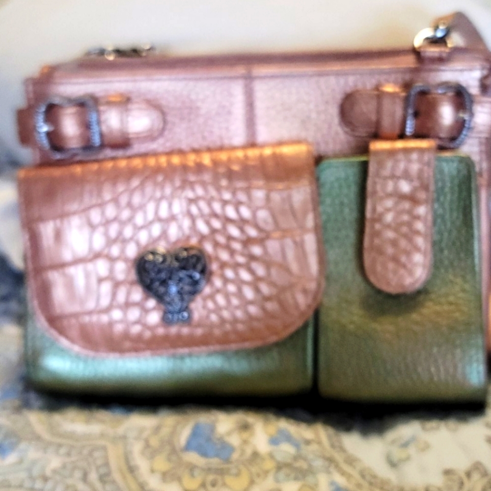 Organizer by Brighton